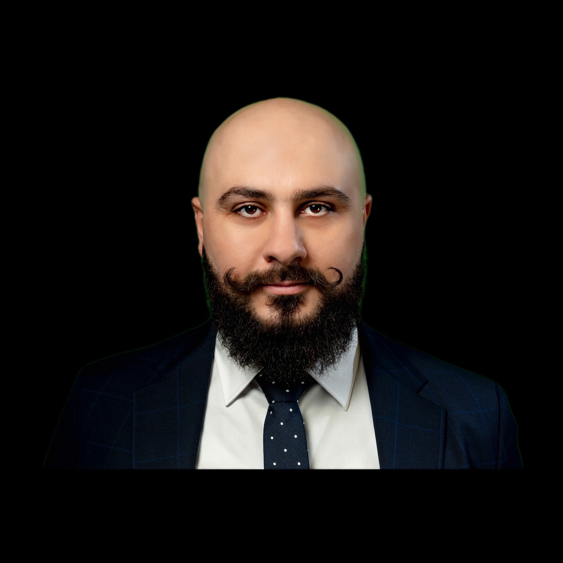  Адвокат М. Казарян